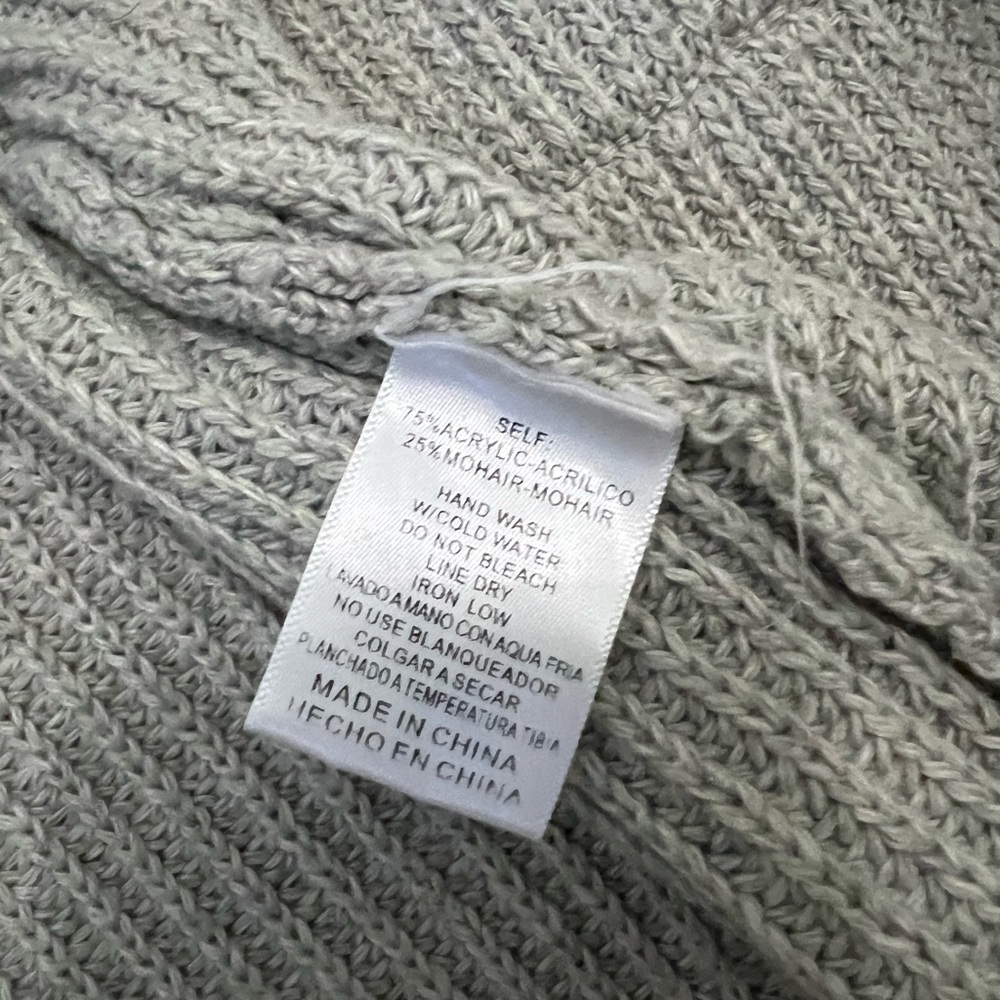 Cardigan - Picture 2 of 2